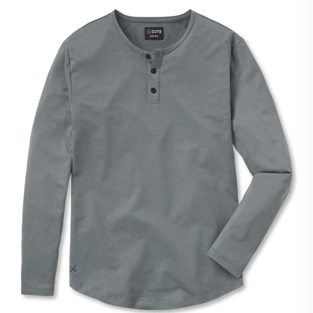 Cuts AO Long Sleeve Henley Curve-Hem